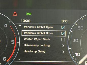 Land Rover Range Rover Sport 3.0 SD V6 HSE Dynamic Auto 4WD Euro 5 (s/s) 5dr