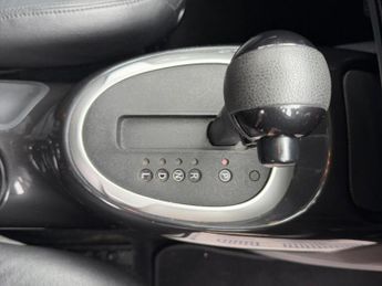 Nissan Juke 1.6 Tekna XTRON Euro 6 5dr