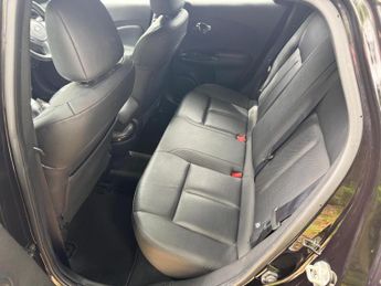 Nissan Juke 1.6 Tekna XTRON Euro 6 5dr