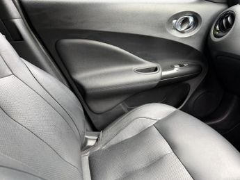 Nissan Juke 1.6 Tekna XTRON Euro 6 5dr
