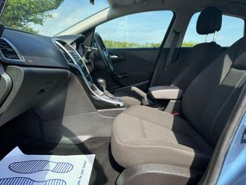 Vauxhall Astra 2.0 CDTi SRi Auto Euro 5 5dr