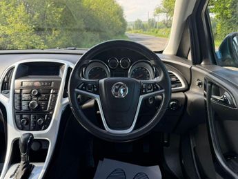 Vauxhall Astra 2.0 CDTi SRi Auto Euro 5 5dr