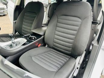 Ford Focus 1.0T EcoBoost Zetec Euro 6 (s/s) 5dr