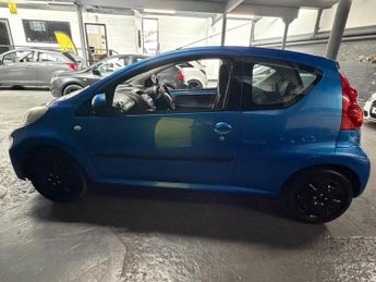 Peugeot 107 1.0 12V Urban Euro 5 3dr