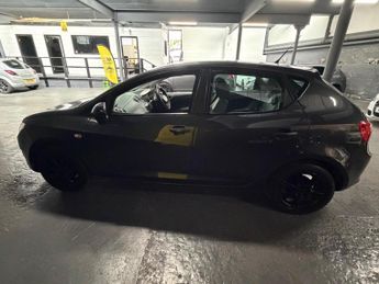 SEAT Ibiza 1.4 16V SE Euro 4 5dr