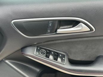 Mercedes-Benz A Class 2.1 A200d AMG Line 7G-DCT Euro 6 (s/s) 5dr