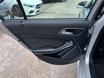Mercedes-Benz A Class 2.1 A200d AMG Line 7G-DCT Euro 6 (s/s) 5dr