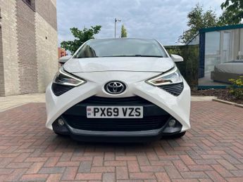 Toyota AYGO 1.0 VVT-i x-play x-shift Euro 6 5dr