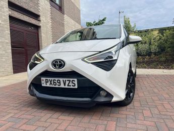 Toyota AYGO 1.0 VVT-i x-play x-shift Euro 6 5dr
