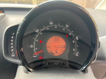 Toyota AYGO 1.0 VVT-i x-play x-shift Euro 6 5dr