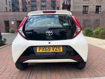 Toyota AYGO 1.0 VVT-i x-play x-shift Euro 6 5dr