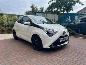 Toyota AYGO 1.0 VVT-i x-play x-shift Euro 6 5dr