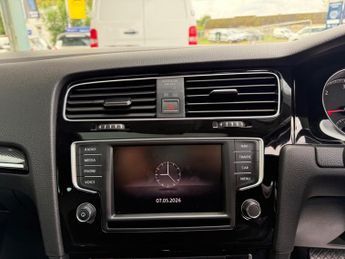 Volkswagen Golf 1.6 TDI BlueMotion Tech GT Edition DSG Euro 6 (s/s) 5dr