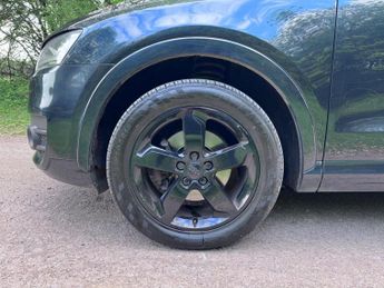 Audi Q3 2.0 TDI SE S Tronic quattro Euro 5 (s/s) 5dr