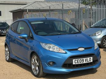 Ford Fiesta 1.6 Zetec S Hatchback 3dr Petrol Manual (139 g/km, 118 bhp)