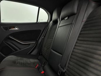 Mercedes-Benz GLA 2.1 GLA220 CDI AMG Line 7G-DCT 4MATIC Euro 6 (s/s) 5dr