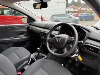 Dacia Jogger 1.0 TCe Essential Euro 6 (s/s) 5dr
