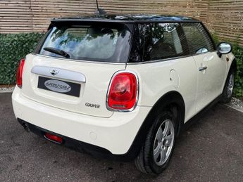 MINI HATCH 1.5 Cooper Hatchback 3dr Petrol Auto Euro 6 (s/s) (136 ps) 12 MO