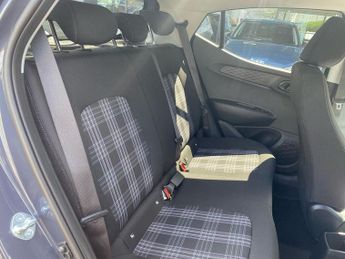 Hyundai i10 1.2 Premium Hatchback 5dr Petrol Auto Euro 6 (s/s) (79 ps)