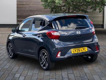 Hyundai i10 1.2 Premium Hatchback 5dr Petrol Auto Euro 6 (s/s) (79 ps)