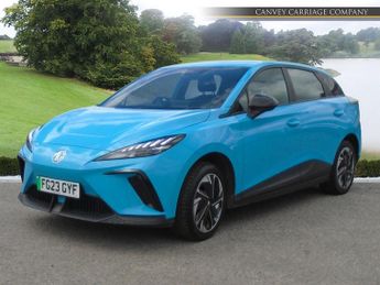 MG MG4 64kWh SE Long Range Auto 5dr
