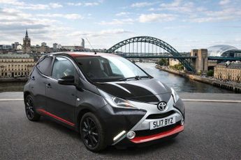 Toyota AYGO 1.0 VVT-i x-press x-shift Euro 6 5dr