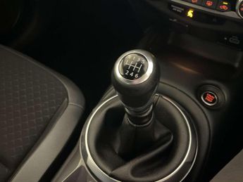 Nissan Juke 1.0 DIG-T N-Connecta SUV 5dr Petrol Manual Euro 6 (s/s) (114 ps)