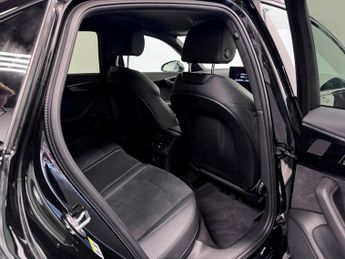 Audi A4 2.0 TFSI 35 Black Edition Saloon 4dr Petrol S Tronic Euro 6 (s/s