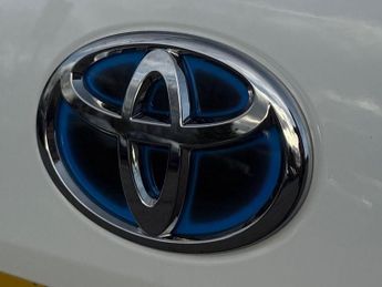 Toyota Corolla 1.8 VVT-h Car Derived Van 5dr Petrol Hybrid CVT Euro 6 (s/s) (14