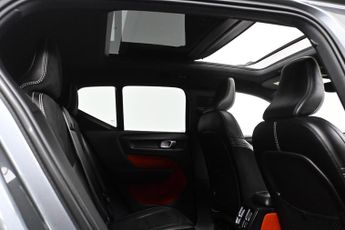 Volvo XC40 2.0 D4 R-Design Pro Auto AWD Euro 6 (s/s) 5dr