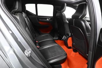 Volvo XC40 2.0 D4 R-Design Pro Auto AWD Euro 6 (s/s) 5dr
