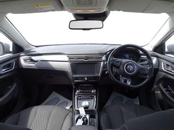 MG MG5 61.1kWh Excite Long Range Auto 5dr