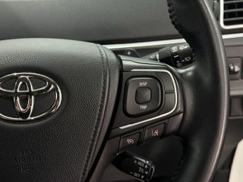 Toyota Verso 1.8 V-Matic Icon Multidrive S Euro 6 5dr (7 Seat)