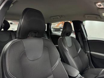 Volvo V40 1.5 T2 Momentum Nav Plus Auto Euro 6 (s/s) 5dr