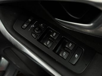 Volvo V40 1.5 T2 Momentum Nav Plus Auto Euro 6 (s/s) 5dr