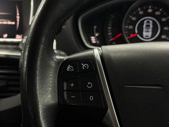 Volvo V40 1.5 T2 Momentum Nav Plus Auto Euro 6 (s/s) 5dr