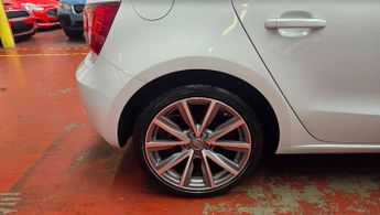 Audi A1 TFSI S line Sportback S Tronic Euro 5