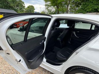 BMW 1 Series 2.0 118d M Sport Auto Euro 5 (s/s) 5dr