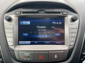 Hyundai ix35 2.0 CRDi Premium Auto 4WD Euro 5 5dr
