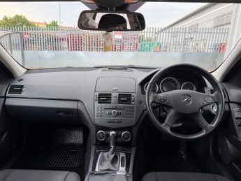 Mercedes-Benz C Class 1.8 C180 BlueEfficiency Executive SE Auto Euro 5 4dr