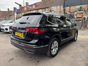 Volkswagen Tiguan Allspace 1.5 TSI Life DSG Euro 6 (s/s) 5dr