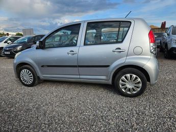 Perodua Myvi 1.3 EZi SE 5dr