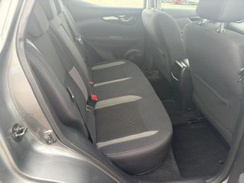 Nissan Qashqai 1.3 DIG-T Acenta Premium DCT Auto Euro 6 (s/s) 5dr