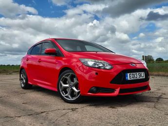 Ford Focus 2.0T EcoBoost ST-3 Euro 5 (s/s) 5dr