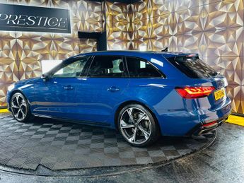 Audi A4 Avant 2.0 TFSI 35 Black Edition S Tronic Euro 6 (s/s) 5dr