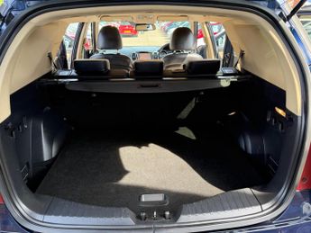 SsangYong Tivoli XLV 1.6 e-XDi ELX SUV 5dr Diesel Auto 4WD Euro 6 (115 ps)