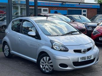 Toyota AYGO 1.0 VVT-i Ice Hatchback 5dr Petrol MultiMode Euro 5 (67 ps)