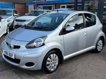 Toyota AYGO 1.0 VVT-i Ice Hatchback 5dr Petrol MultiMode Euro 5 (67 ps)