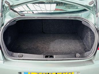 Renault Megane 1.6 VVT Dynamique Proactive 4dr