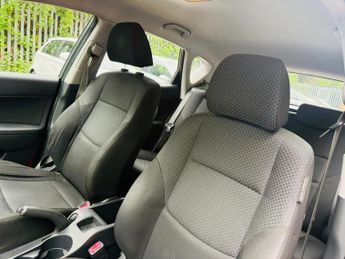 Hyundai i30 1.6 CRDi Comfort Auto Euro 4 5dr